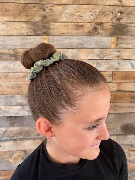 Splatter on Green Scrunchie