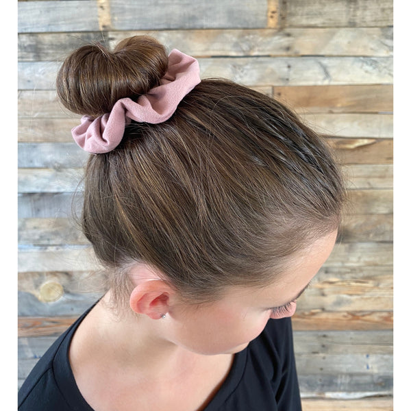 blush pink matte scrunchie Pipevine Designs blush pink matte scrunchie on head Pipevine Designs 